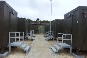 military containers (8)